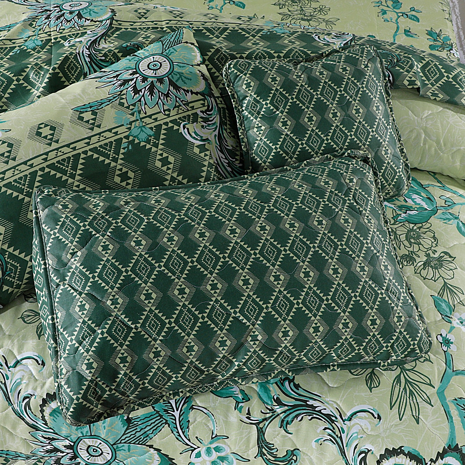 7 PCs Quilted Comforter Set SS-156